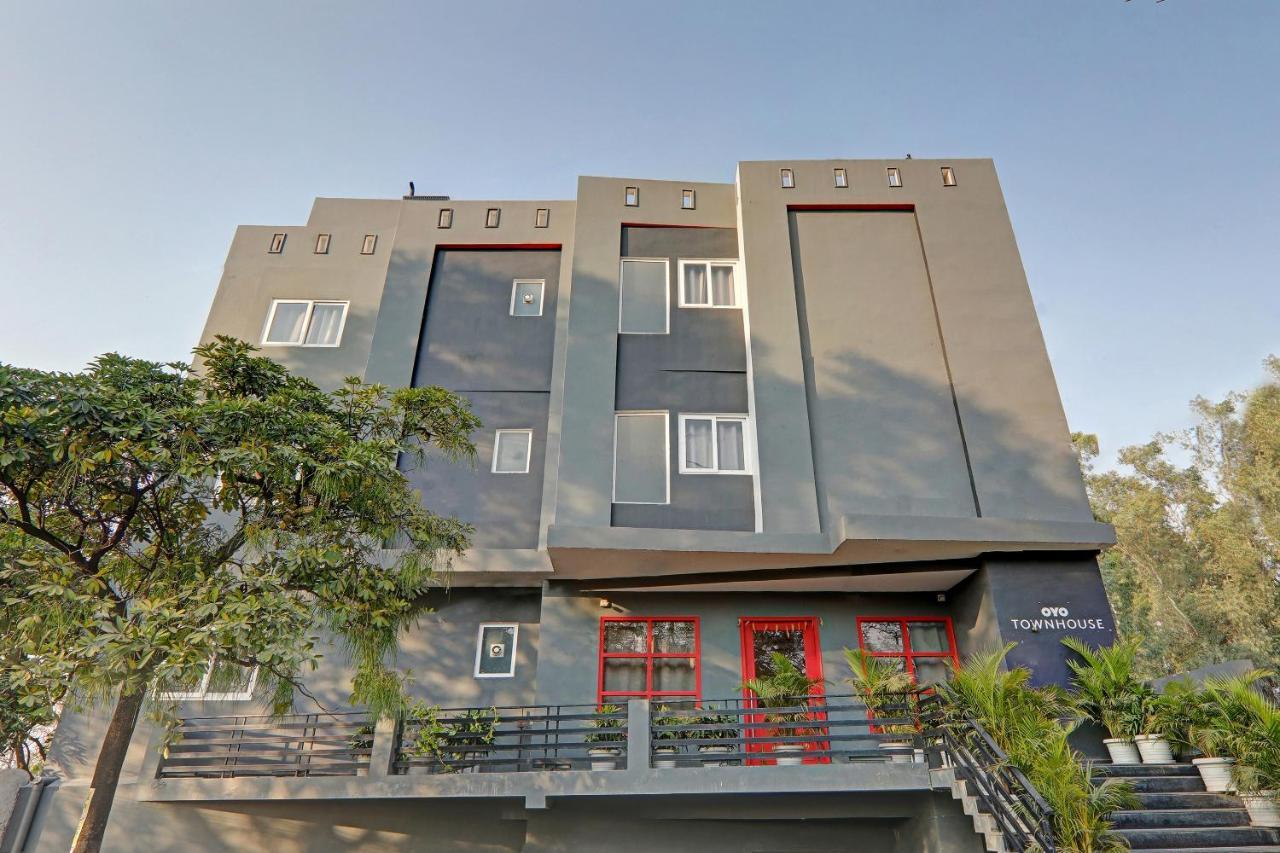 Super Townhouse 139 Ashiyana Smriti Upvan Near Emerald Mall Lucknow Bijnaur Zewnętrze zdjęcie