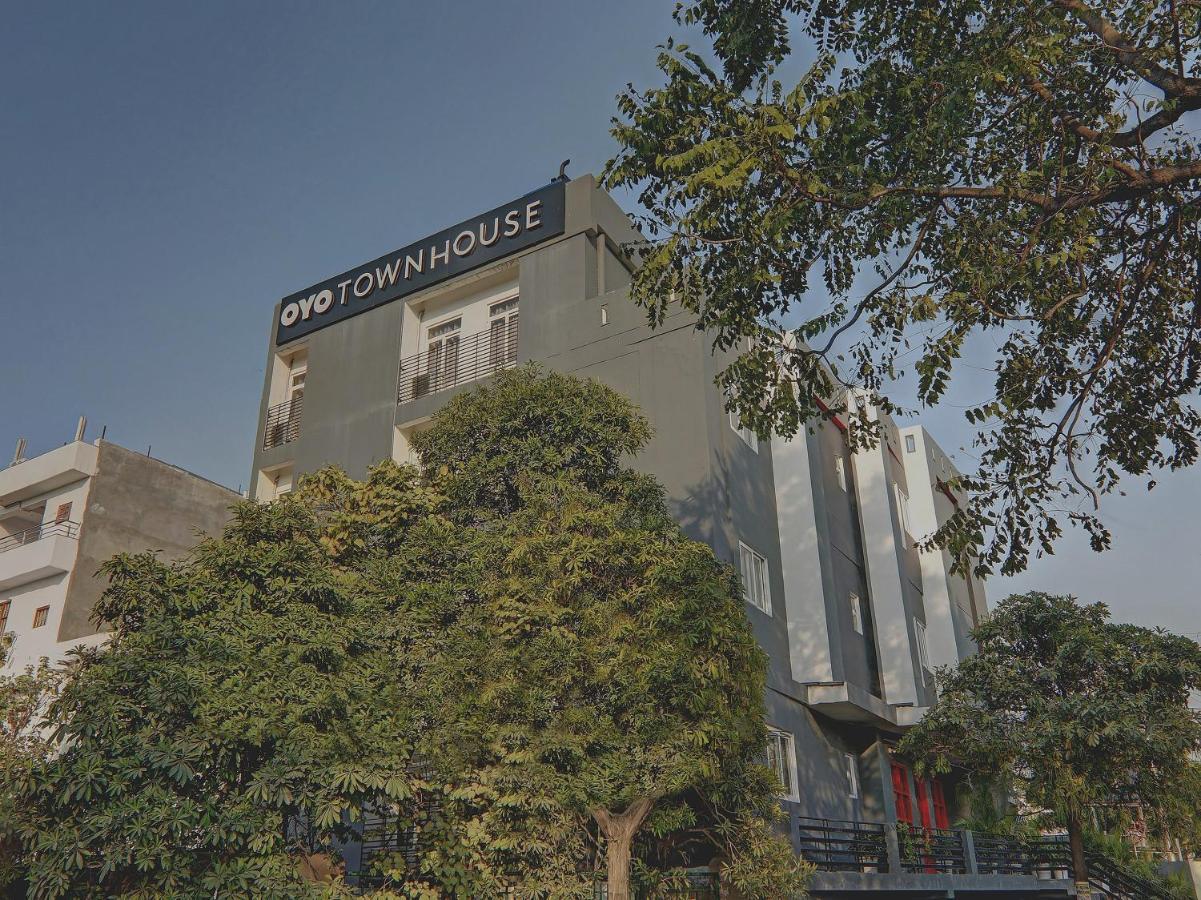 Super Townhouse 139 Ashiyana Smriti Upvan Near Emerald Mall Lucknow Bijnaur Zewnętrze zdjęcie